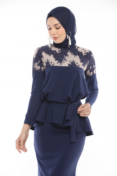 Varbara Ann (Dark Blue)