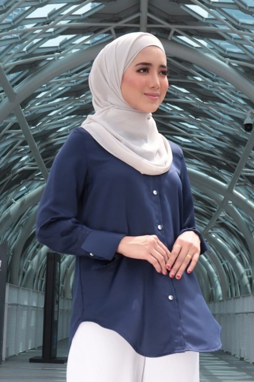 DLEQA LAINEY TOP NAVY