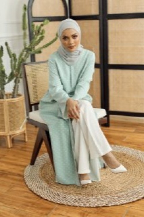 SORAYA ABAYA - MINT GREEN POLKA