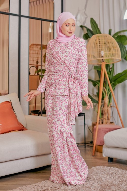 KURUNG SEROJA CHARM PINK