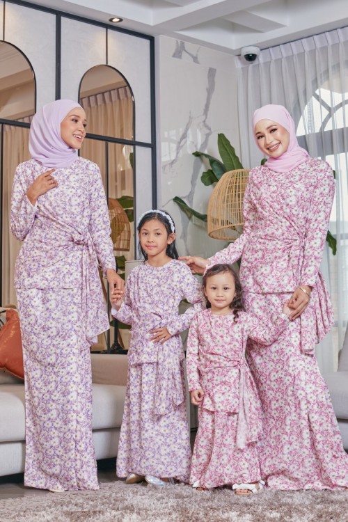 KURUNG SEROJA CHARM PINK