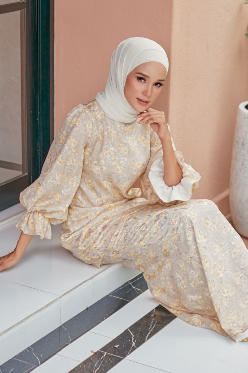 KURUNG ABELIA BUTTERSCOTH