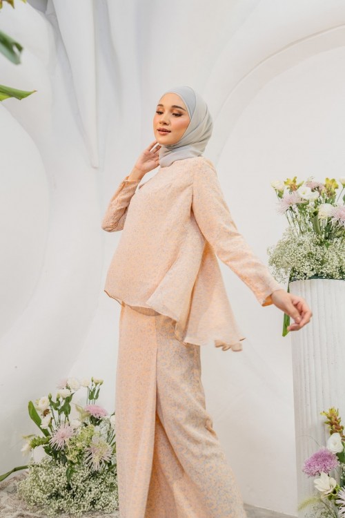 KURUNG AZALEA HONEY LEAF