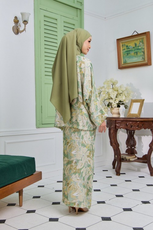 KURUNG ARIA LIME CREME