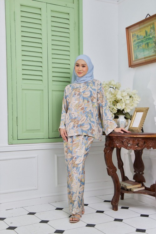KURUNG ARIA CLOUDSTONE