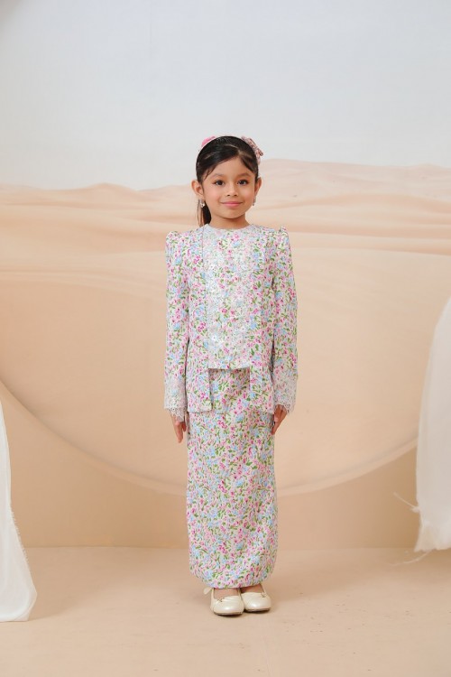 KEBAYA ANOM KIDS SNOW BLUSH