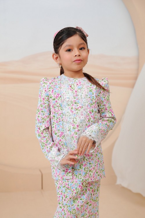 KEBAYA ANOM KIDS SNOW BLUSH