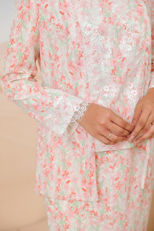 KEBAYA ANOM PEACHY ROSE