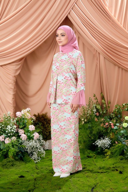 KURUNG KEKWA CARNATION PINK