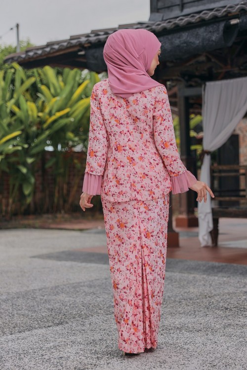 KURUNG KIRANA CHERRY