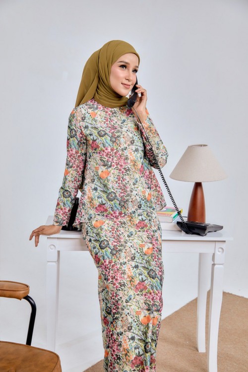 KURUNG AZALEA BLOOM PALM