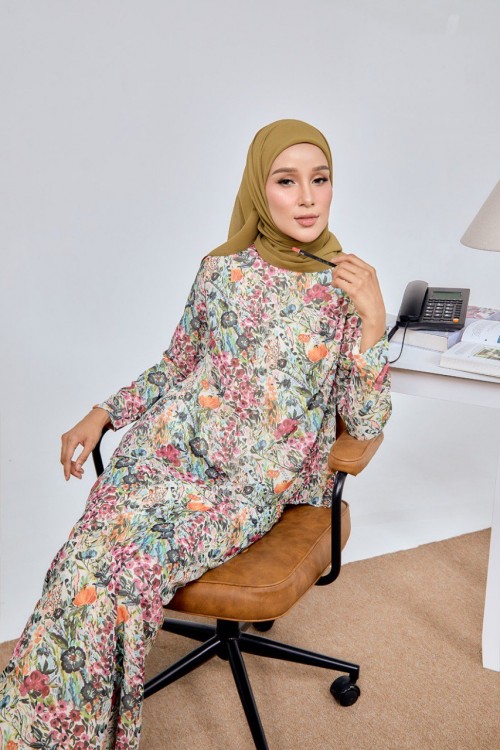 KURUNG AZALEA BLOOM PALM