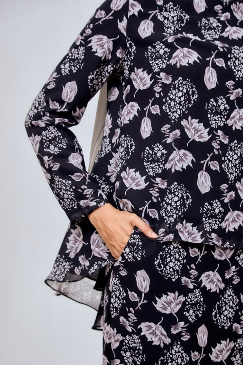 KURUNG AZALEA MOONSHADOW