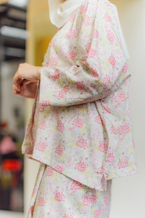 KURUNG DAHLIA IVORY BLUSH (PRE ORDER)