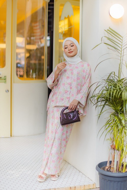 KURUNG DAHLIA IVORY BLUSH (PRE ORDER)