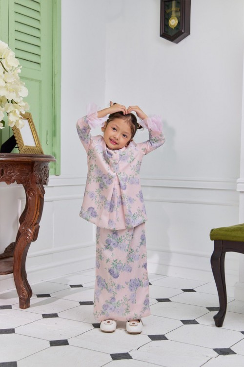 KURUNG KEKWA KID KASIH