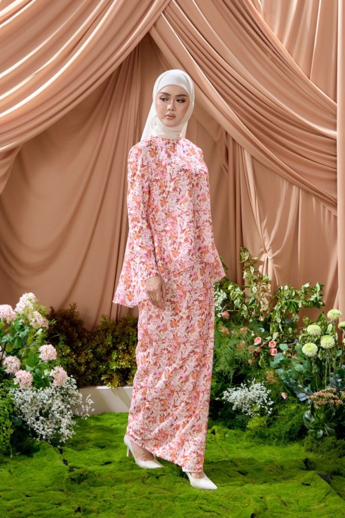 KURUNG AZALEA RUBY PETAL