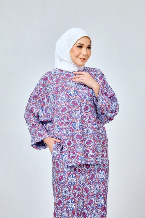 KURUNG ARIA AZURE MOSAIC