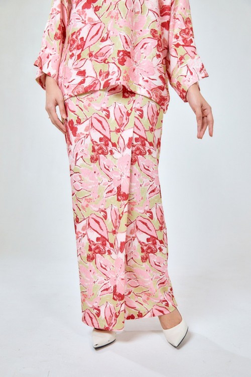 KURUNG ARIA CRIMSONBLOOM