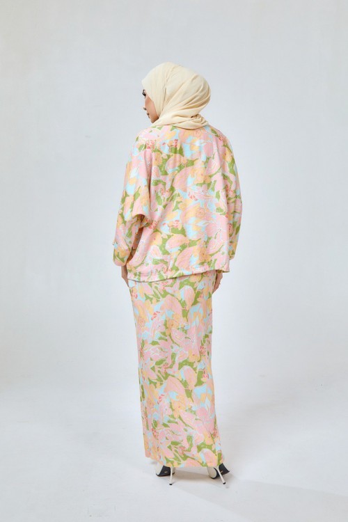 KURUNG ARIA SPRINGVEIL