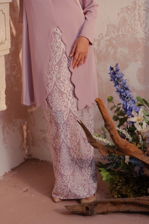 KURUNG MEDINA HEATHER