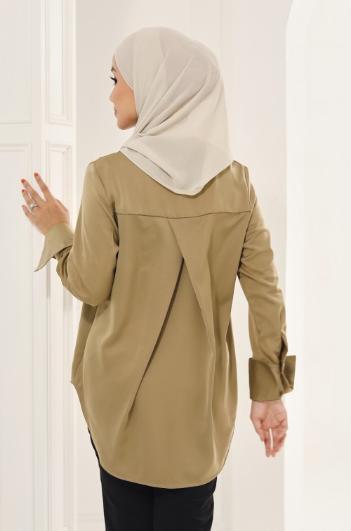 DLEQA LAINEY TOP OLIVE