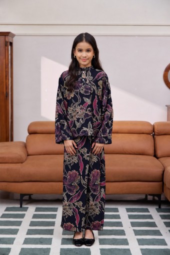 KURUNG ARIA EBONY KIDS KURUNG ARIA EBONY KIDS